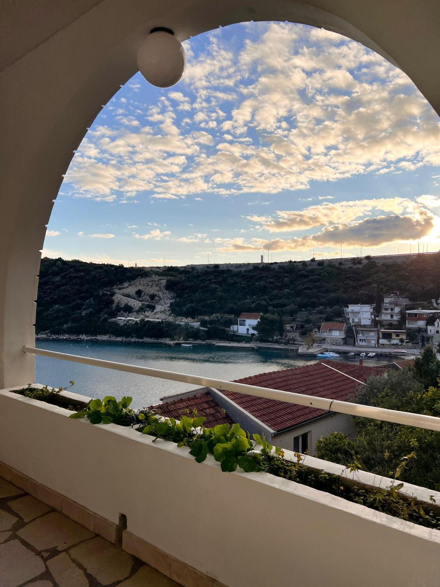 Family Majcica - Villa Malo Misto Klek Bagian luar foto